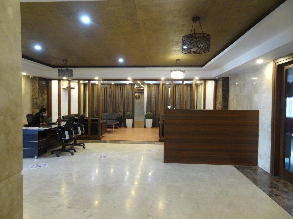 Hide Away Suites Noida Ngoại thất bức ảnh