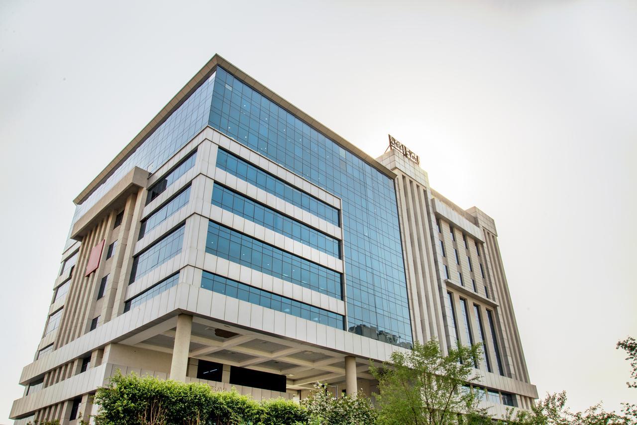 Hide Away Suites Noida Ngoại thất bức ảnh